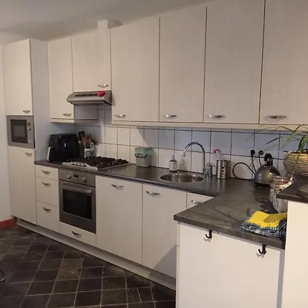 Apartment Bij De Hut