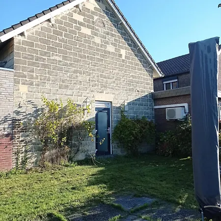 Bij De Hut Apartment