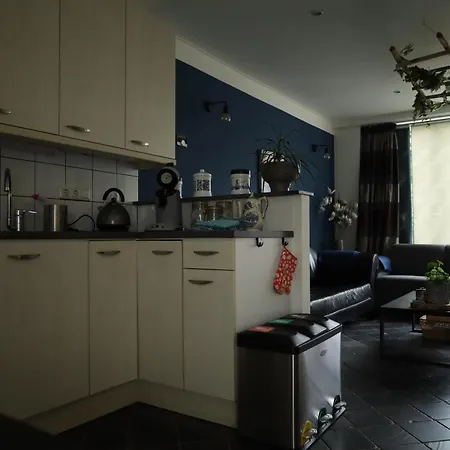 Bij De Hut *